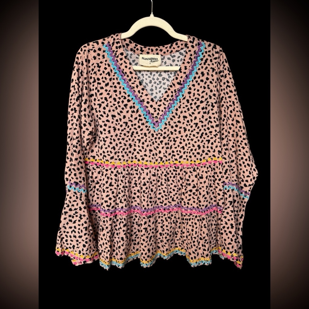 Savanna Jane Pink Leopard-Print V-Neck Ruffle Blouse with Multicolor Trim Size M